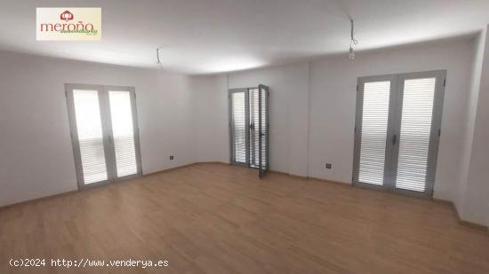 TRIPLEX RAVAL - ALICANTE