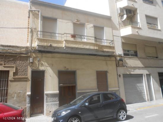 SE VENDE SOLAR EN ELCHE CENTRO - ALICANTE