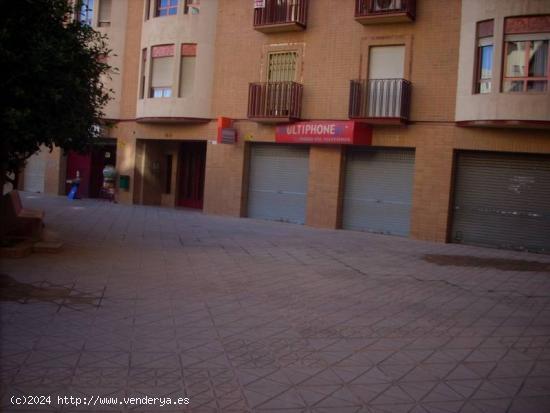 SE TRASPASA LOCAL COMERCIAL , JUNTO CORTE INGLES , IDEAL PARA TIENDA DE ROPA - ALICANTE