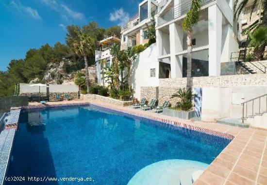 ✓Magnifica Villa de Lujo en la primera Línea en Granadella con Vistas al Mar. - ALICANTE