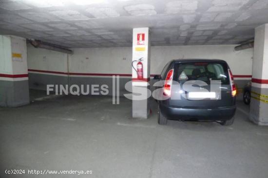  PLAZA DE PARKING EN POBLE SEC - BARCELONA 