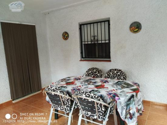 Oportunidad Chalet en Matola a 3 kilómetros del centro urbano de Elche - ALICANTE