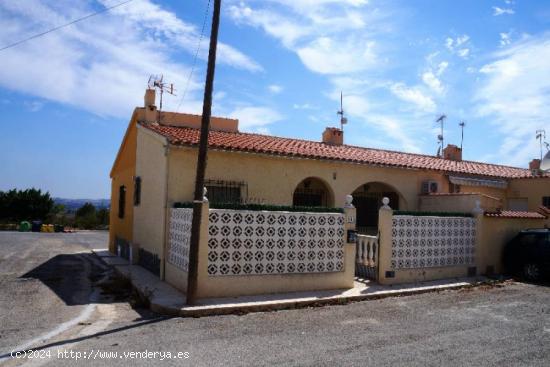  !!OCASION!! BUNGALOW DE 2 DORMITORIOS 80.000 EUROS!! - ALICANTE 