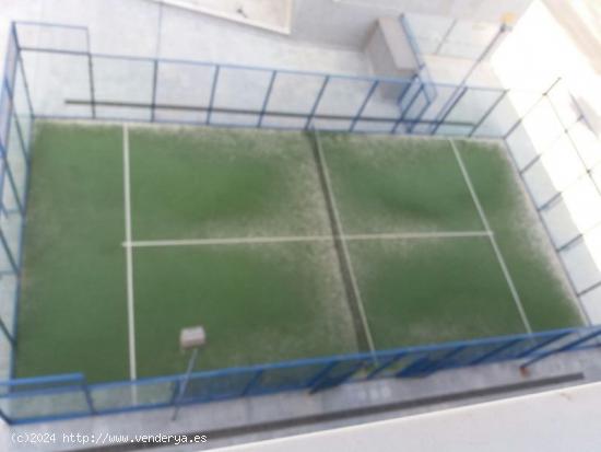 PISO EN URBANIZACION, CON PISCINA , PADEL, GARAJE - ALICANTE