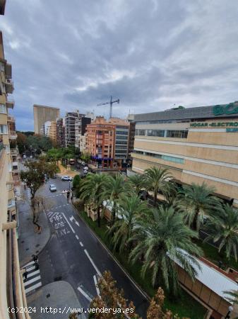  PISO TODO EXTERIOR EN EL CENTRO DE ALICANTE CON MUCHOS METROS - ALICANTE 