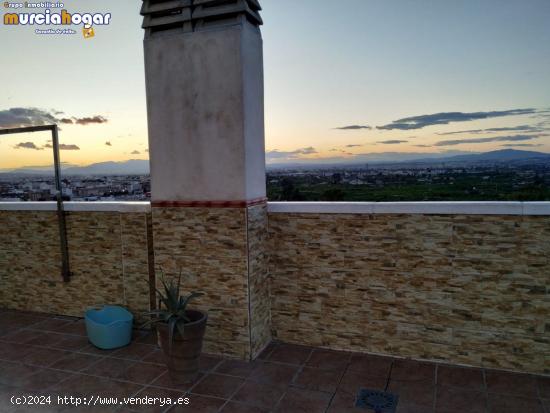 SORPRENDENTE ATICO DUPLEX EN TORREAGUERA - MURCIA