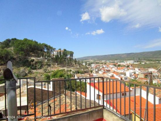  CASA DE PUEBLO EN MOIXENT - VALENCIA 