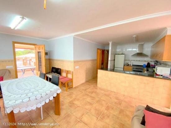 CHALET EN CUMBRES DE VALENCIA - VALENCIA