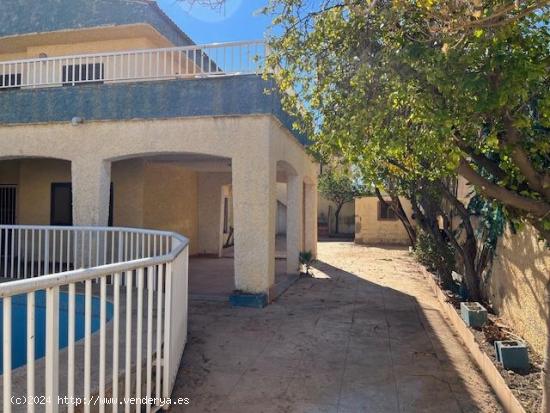 VENTA DE CHALET EN LOS NIETOS 322M2 DE PARCELA - MURCIA