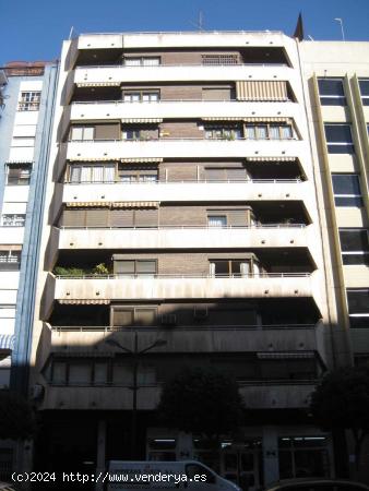 PLAZA DE GARAJE EN ALBORS - VALENCIA