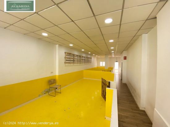 LOCAL COMERCIAL EN MONTEOLIVETE - VALENCIA