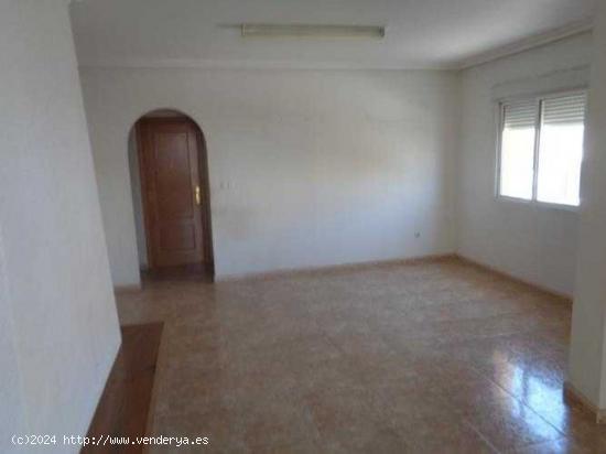 Piso en Orihuela. Ref.- 25468 - ALICANTE