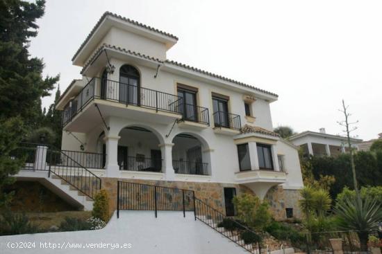  Villa andando a la playa en Los Monteros - MALAGA 