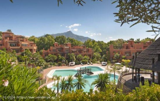 Atico Duplex de lujo con magnificas vistas en Alminar, Nueva Andalucia - MALAGA