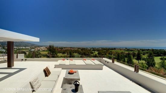 Espectacular villa de estilo contemporaneo con vistas panoramicas en La Alqueria, Benahavis - MALAGA