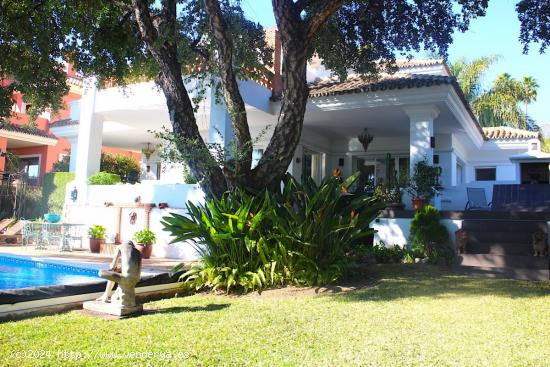 Elegante villa en Altos Reales, Marbella ,Sierra Blanca - MALAGA