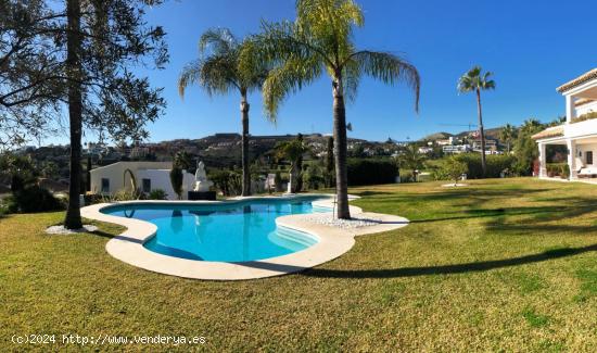 Impresionante villa con vistas panoramicas en Alqueria, Benahavis - MALAGA