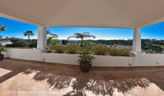 Impresionante villa con vistas panoramicas en Alqueria, Benahavis - MALAGA