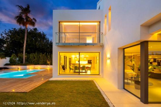 Villa de Lujo reformada en Puerto Banus - MALAGA