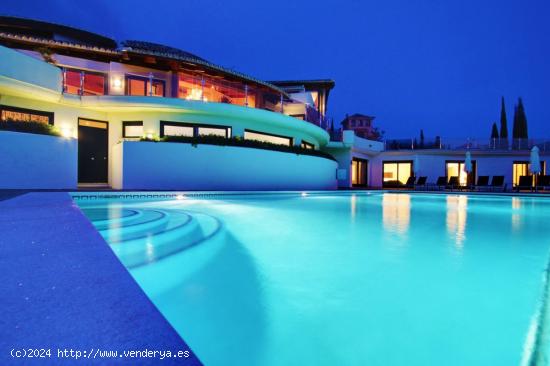  Impresionante villa en alquiler con espectaculares vistas panorámicas en Los Flamingos - MALAGA 