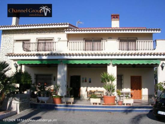  CHALET EN MATOLA - ALICANTE 