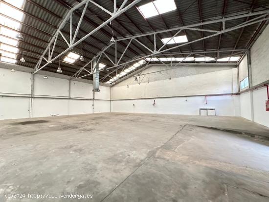 Espectacular Nave Comercial en Venta - Polígono Industrial de Rabasa - ALICANTE