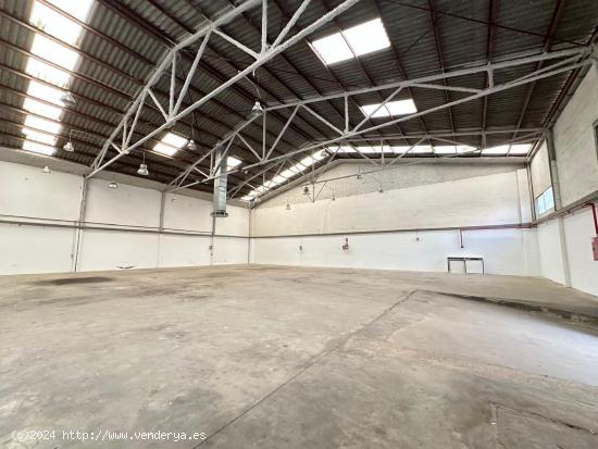 Espectacular Nave Comercial en Venta - Polígono Industrial de Rabasa - ALICANTE