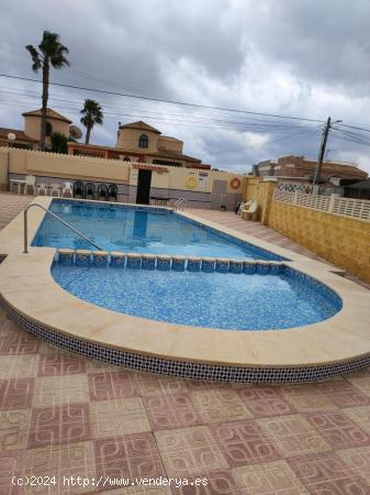 SUPER CHOLLO TORREVIEJA BUNGALOW 1 HAB PISCINA COMUNITARIA SOLARIUM PRIVADO CHAPARRAL 74.900€ - AL