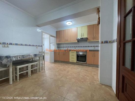 REF 4179 PISO 3 DORM. ZONA MENÉNDEZ PELAYO CON GARAJE ( VIGO ) - PONTEVEDRA