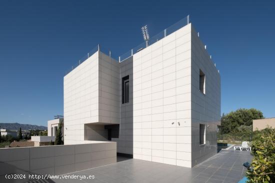 Lujosa villa en Les Roques Daurades, Ametlla del mar. - TARRAGONA