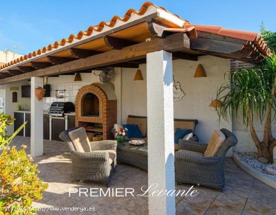 CHALET INDEPENDIENTE EN EL ALBIR - ALICANTE