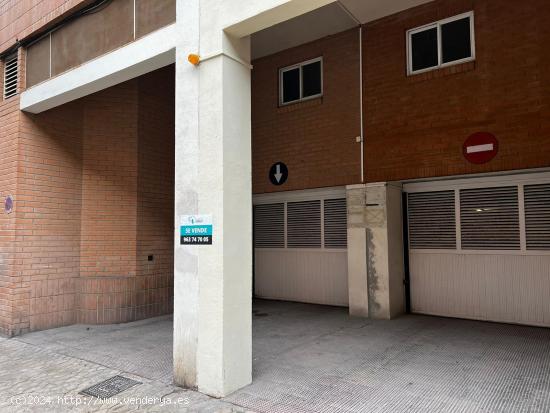 Plaza de garaje en venta en C/Juan Ramón Jiménez (al lado del Parque Central) - VALENCIA