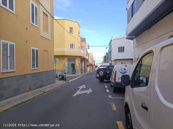 Piso en El Calero (Cruce de Melenara), amplio y bien comunicado. Consúltenos - LAS PALMAS