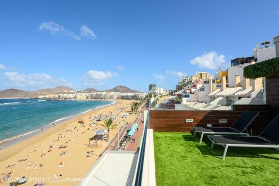 Ático de lujo en venta en primera línea de la Playa de Las Canteras - LAS PALMAS