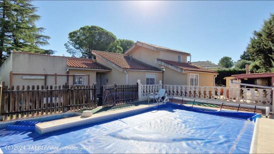  Chalet con piscina en Eurovillas - MADRID 