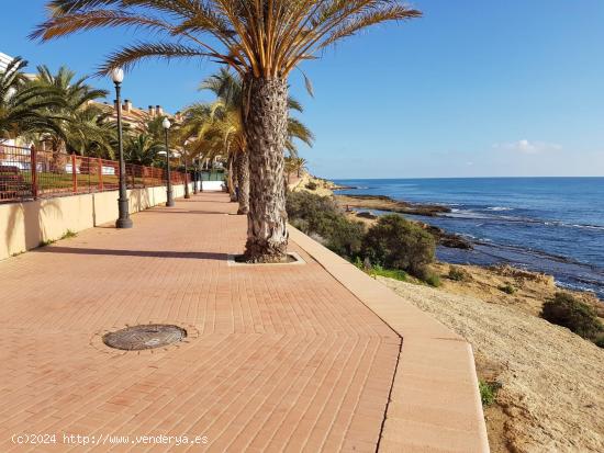 Exclusivo Chalet Adosado en Cabo Huertas, a 50 metros de la Playa - ALICANTE