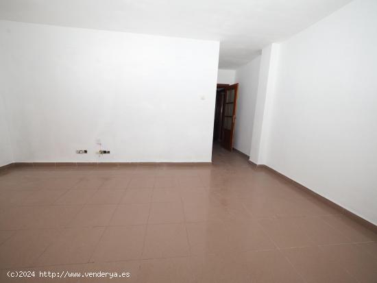 SE VENDE PISO EN SANT PERE DE RIBES, ZONA LES ROQUETES - BARCELONA