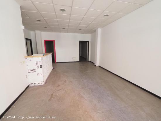 SE VENDE LOCAL COMERCIAL EN TERRASSA, ZONA DE SANT PERE - BARCELONA