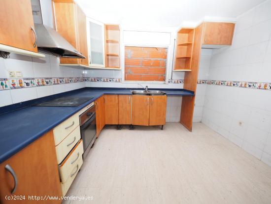 SE VENDE CASA EN CASTELLBISBAL, URBANIZACIÓN COSTA BLANCA - BARCELONA