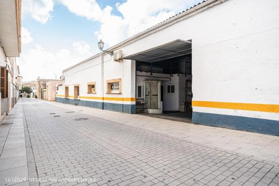 Nave Industrial Urbana en el centro de Artá - BALEARES