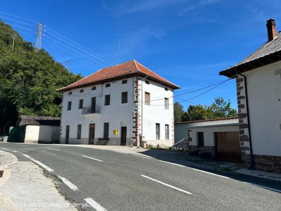 Casa para reformar en Olaldea - NAVARRA