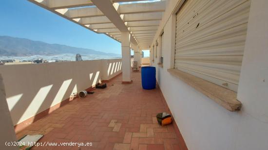 Atico en venta en el Centro Ejido de 4  dormitorios - ALMERIA