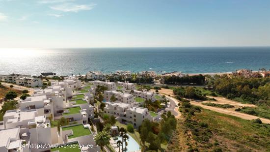 Ático de 2 dormitorios y 2 baños con vistas panorámicas al mar. Casares Costa - MALAGA