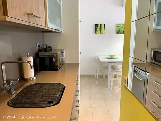 Apartamento  en el centro del pueblo y cerca de todos los servicios. HUTB-014094 - BARCELONA