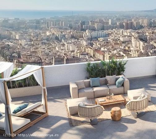 Piso en el centro con vistas despejadas con plaza de aparcamiento y trastero con piscina comunitaria