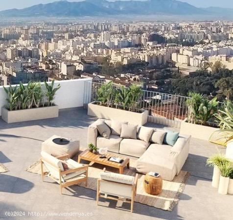 Piso en el centro con vistas despejadas con plaza de aparcamiento y trastero con piscina comunitaria