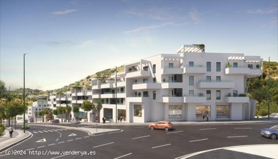 Piso con terraza solada, además de trastero y plaza de garaje incluidos en el precio. - MALAGA