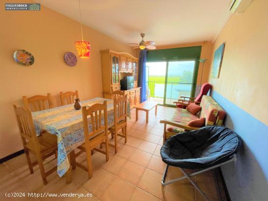 Fantastico Apartamento de 2 Dormitorios Dobles, Cocina-Comedor, Terraza y Parking - TARRAGONA