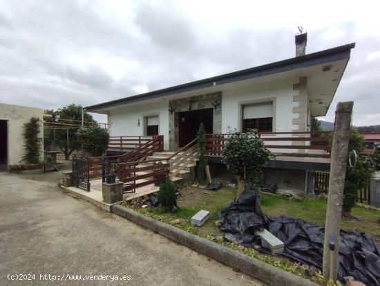 CASA CON TERRENO EN ROIS - A CORUÑA