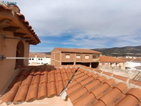 Casa de 3 habitaciones - GRANADA